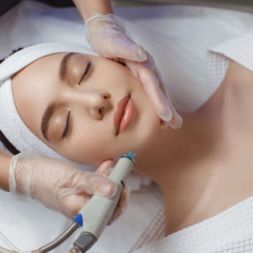 Hydra Facial MD Platinum with Lip Perk | 1 hr 15 minutes