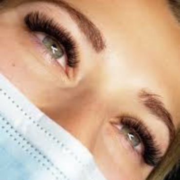 Hybrid Eyelash Extensions | 45 minutes